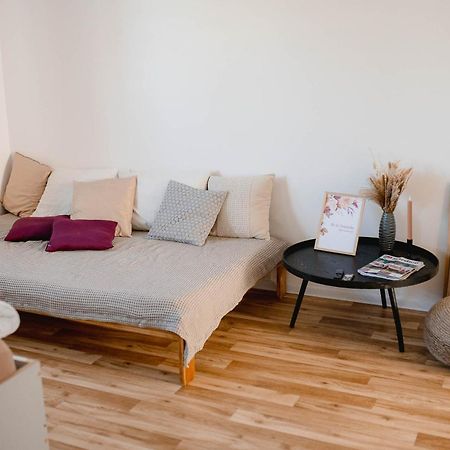Apartman U Sklepu Sardice Eksteriør bilde