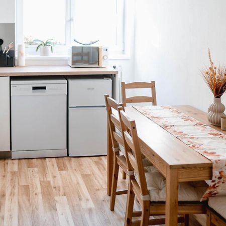 Apartman U Sklepu Sardice Eksteriør bilde