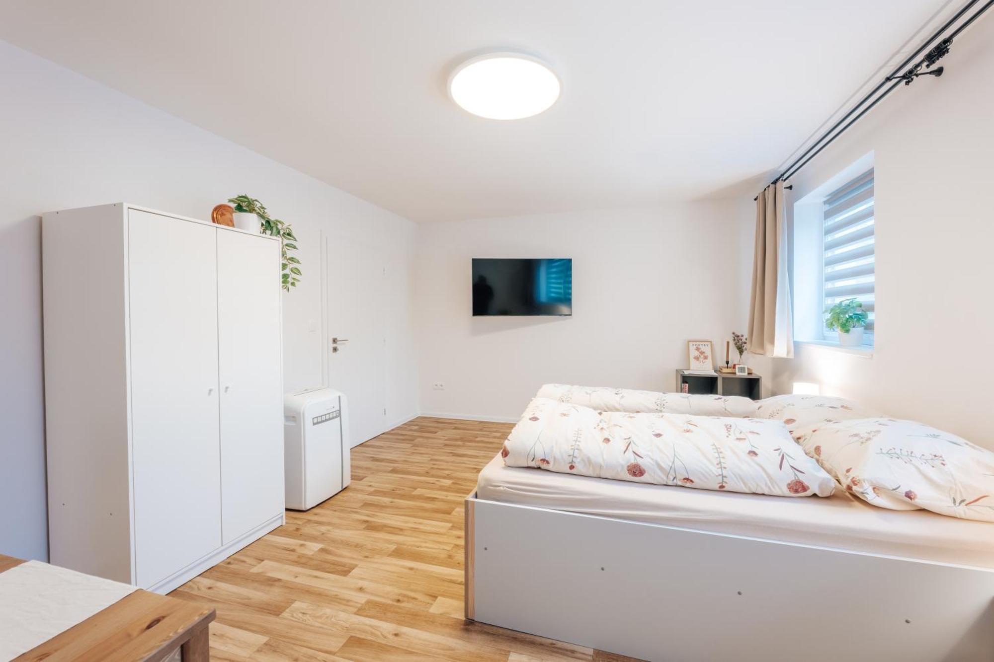 Apartman U Sklepu Sardice Eksteriør bilde